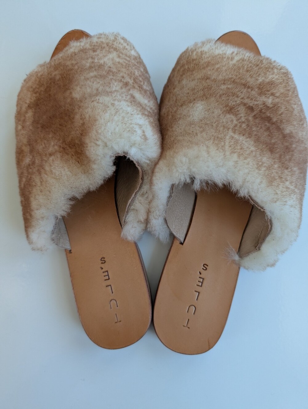 Tule's MX - Furry Slide Sandals - Tan (Size 7.5)